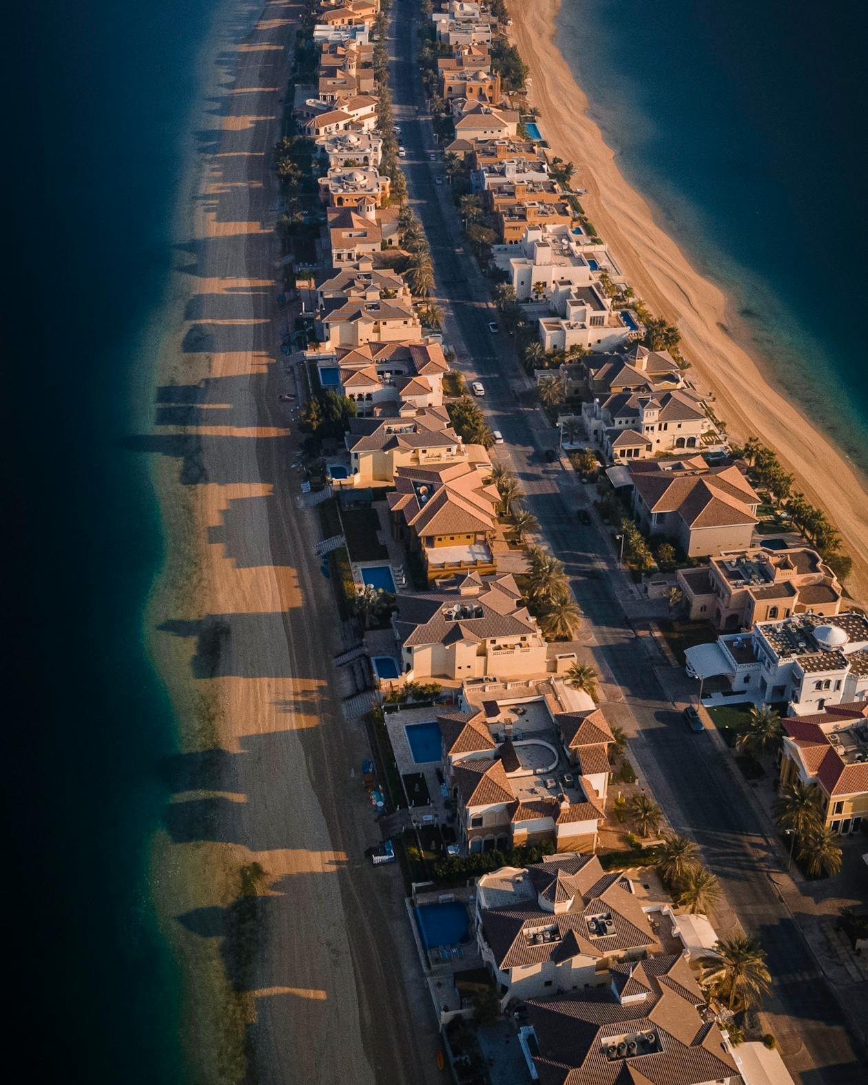 Beachfront Estate — Jumeirah Bay Island
