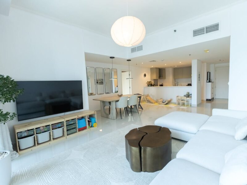 3 Bedroom Apartment | Sea View | Dubai Marina